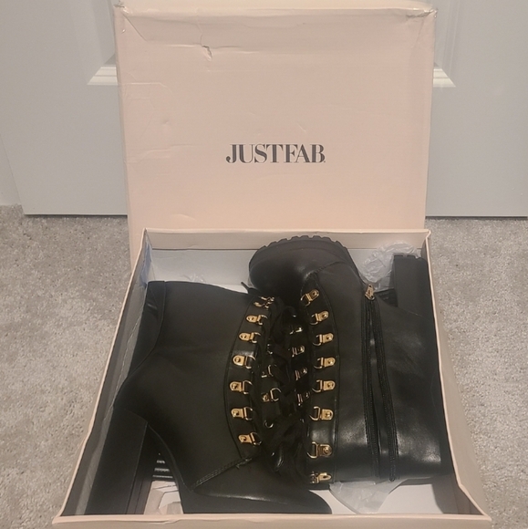 Eliza Lace-Up Heeled Boot/Zip closure 4.5" heel - Picture 3 of 5